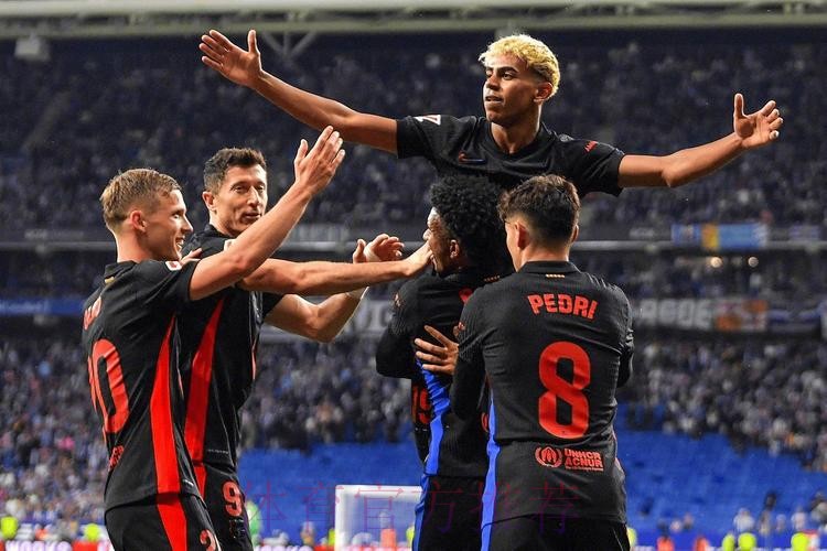 魔笛卡马文加在德比轮换 因安帅让两人留力踢巴萨 魔笛卡马文加在德比轮换 因安帅让两人留力踢巴萨